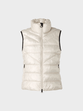 Marc Cain Sports Gilet Soft Moon Rock Colour VS 37.01 W30 COL 304 izzi-of-baslow