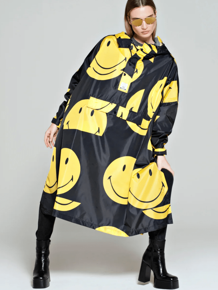 Rain Kiss Coats and Jackets One Size RainKiss Unisex All Smiles x Smiley Rain Poncho izzi-of-baslow